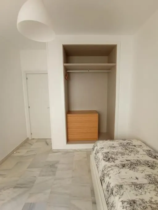 4 Rooms Pkg Marmoles Malaga 0*,