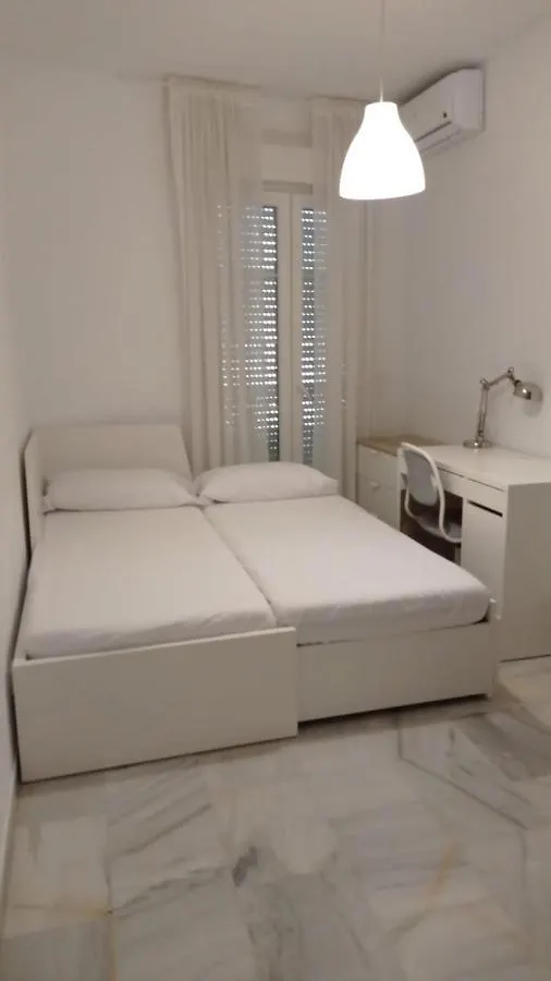 Apartment 4 Rooms Pkg Marmoles Malaga