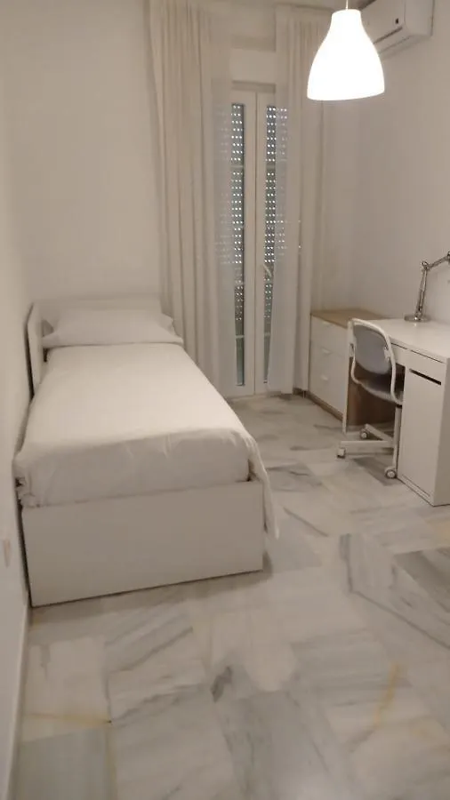 Apartment 4 Rooms Pkg Marmoles Malaga