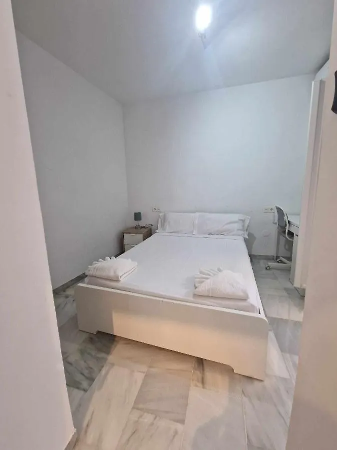 4 Rooms Pkg Marmoles Malaga Apartment
